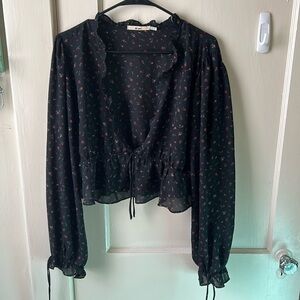 Crop top baby doll shirt. Size XL